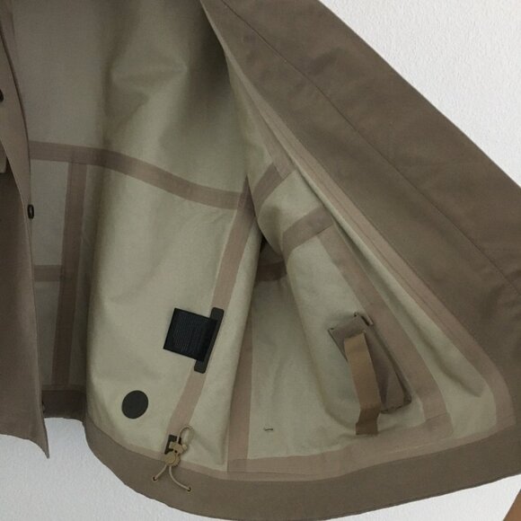 LULULEMON Gathering Storm Short Jacket Womens Size 4 Waterproof Windproof Beige - Picture 9 of 16